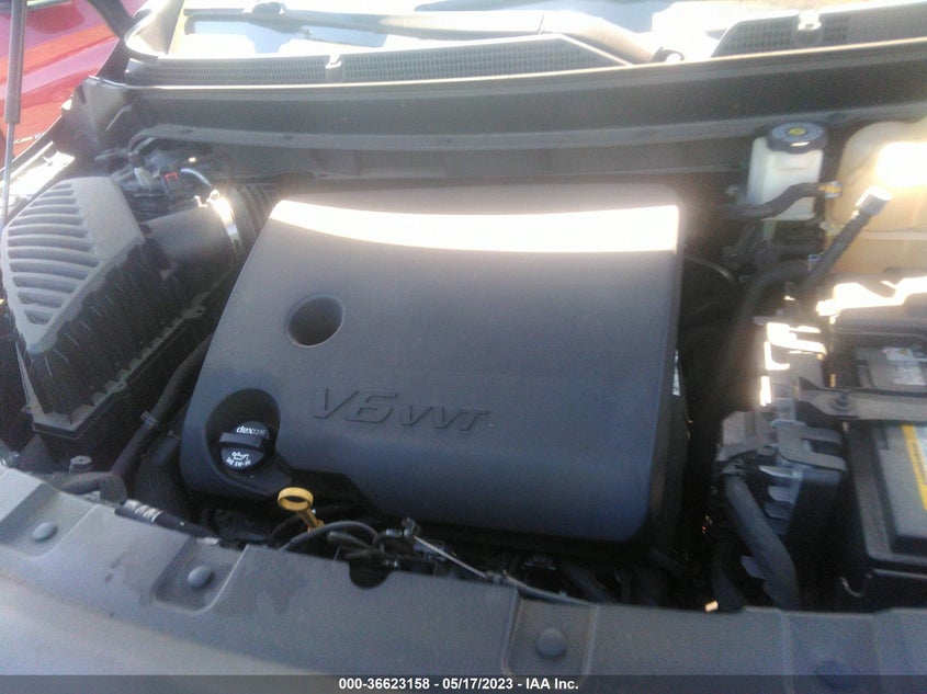 VIN 5GAEVCKW8JJ243627 2018 BUICK ENCLAVE AVENIR