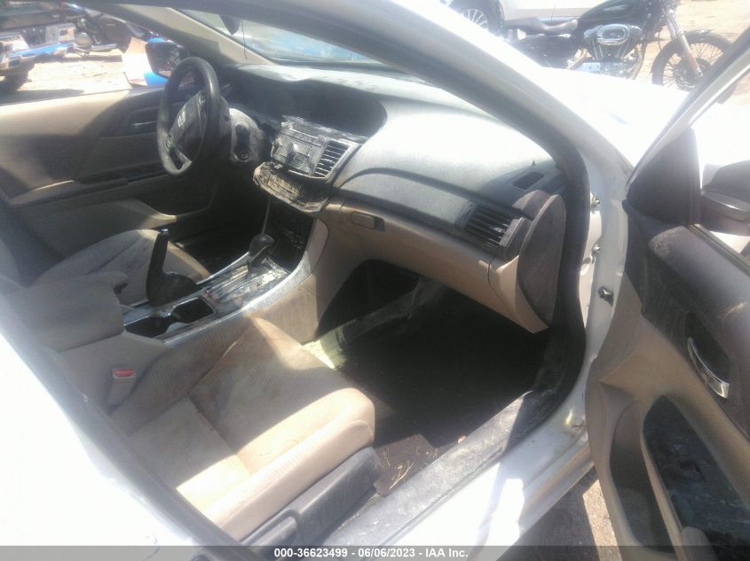 2015 HONDA ACCORD SEDAN LX - 1HGCR2F30FA220940