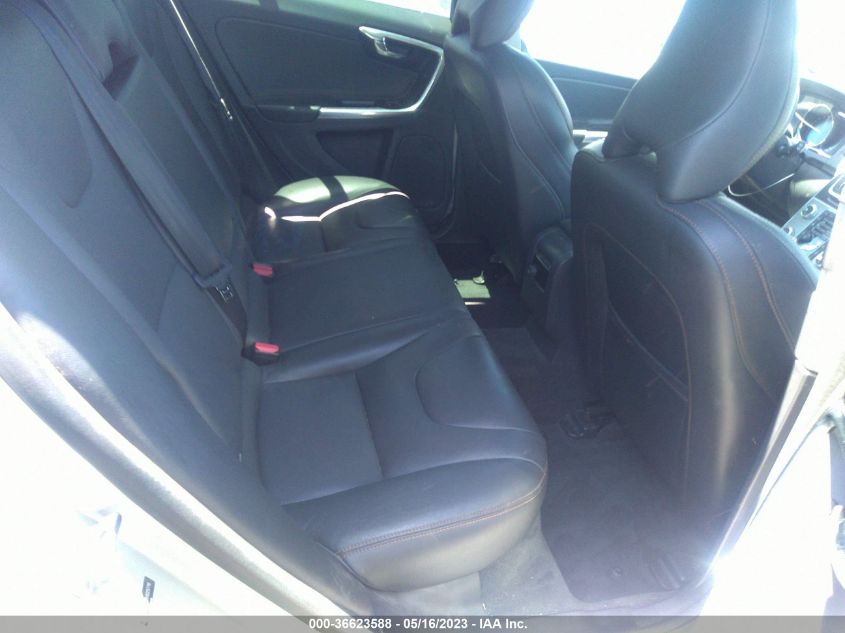 2017 VOLVO V60 CROSS COUNTRY YV440MWK6H1025778