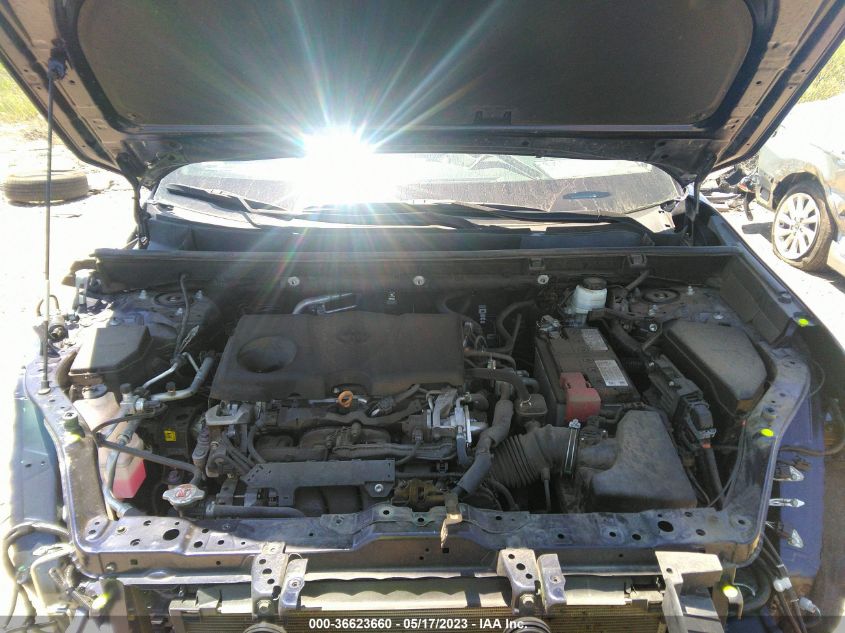 2020 TOYOTA RAV4 XLE - 2T3W1RFV3LW081378