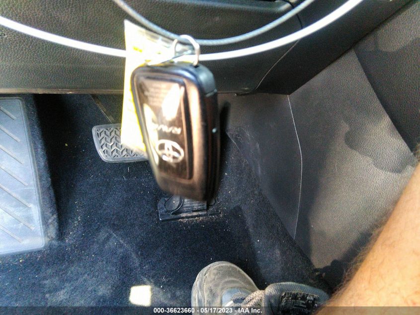 2020 TOYOTA RAV4 XLE - 2T3W1RFV3LW081378