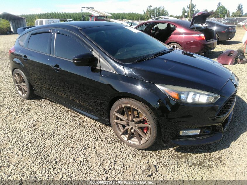 1FADP3L94HL211551 2017 FORD FOCUS, photo no. 1