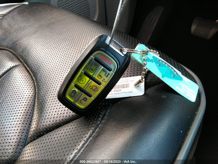 2018 CHRYSLER PACIFICA HYBRID LIMITED - 2C4RC1N77JR365177