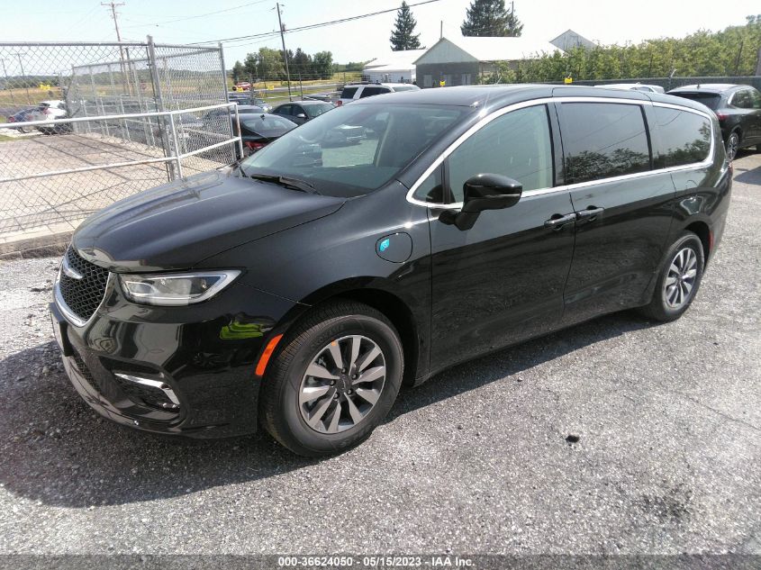2023 CHRYSLER PACIFICA HYBRID TOURING L - 2C4RC1L71PR555908
