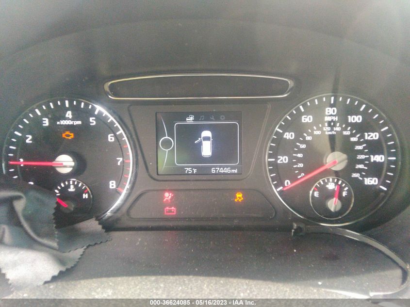 2016 KIA SORENTO LX - 5XYPG4A36GG099888