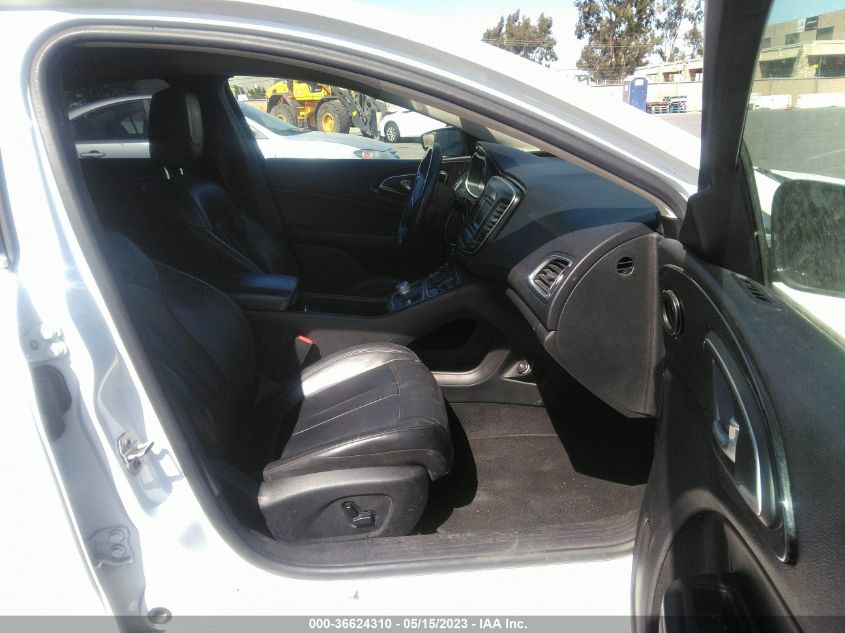 2015 CHRYSLER 200 C - 1C3CCCCB6FN643472