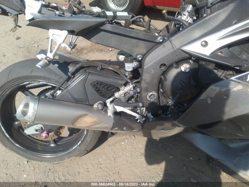 2016 YAMAHA YZFR6 JYARJ16E0GA037207