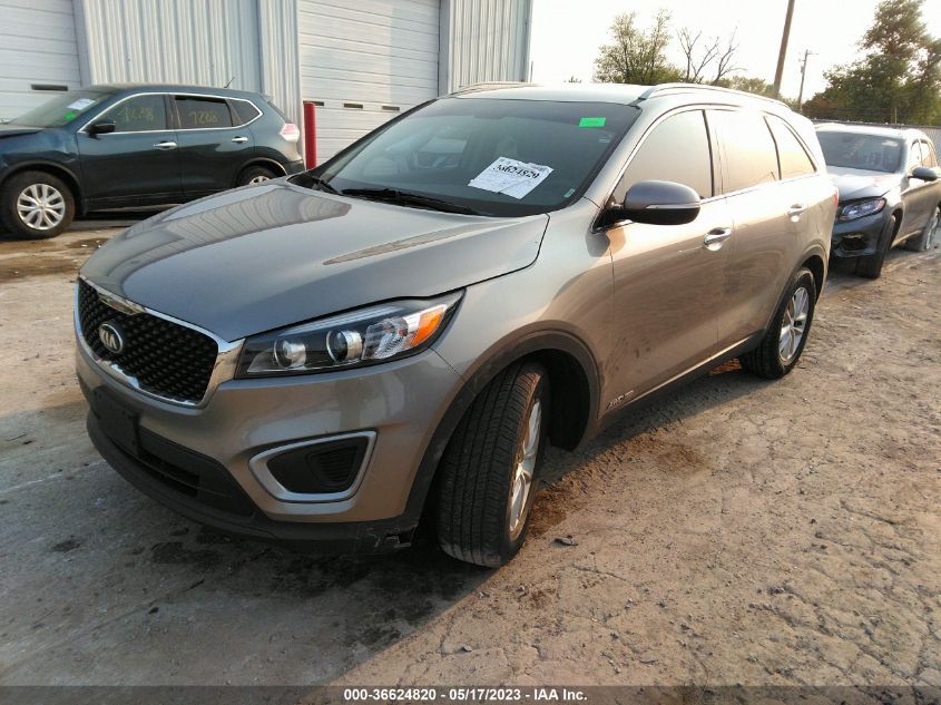 2017 KIA SORENTO LX V6 - 5XYPGDA58HG324329