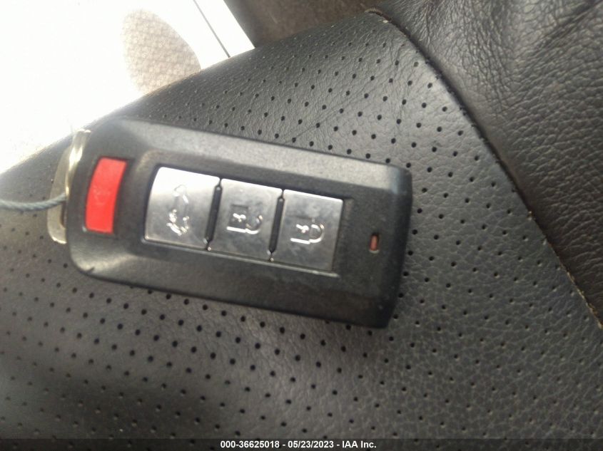 2018 MITSUBISHI OUTLANDER ES/SE/SEL/LE - JA4AZ3A32JZ065783