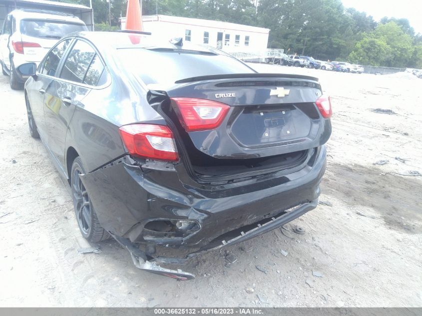 2018 CHEVROLET CRUZE LT - 1G1BE5SM8J7153413