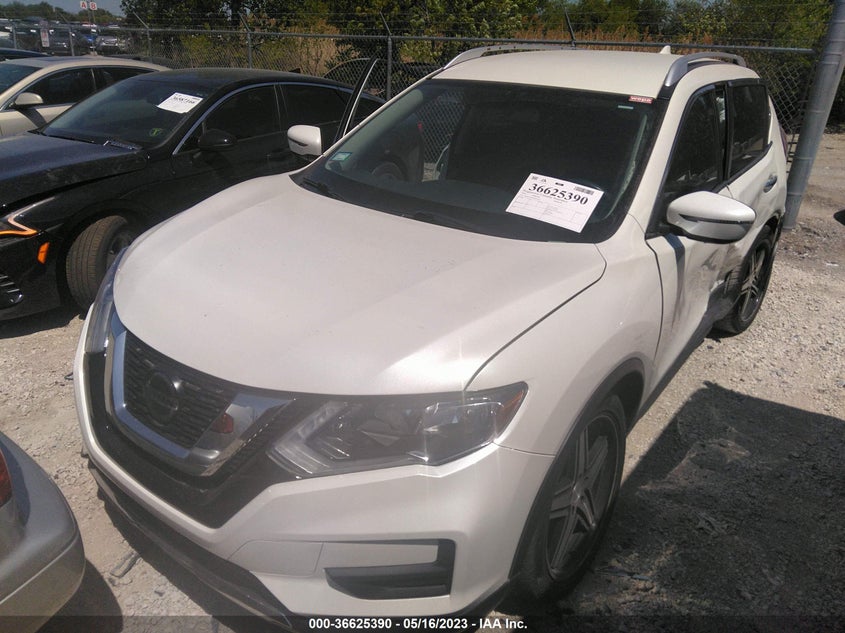 VIN KNMAT2MT7JP550333 2018 NISSAN ROGUE SV