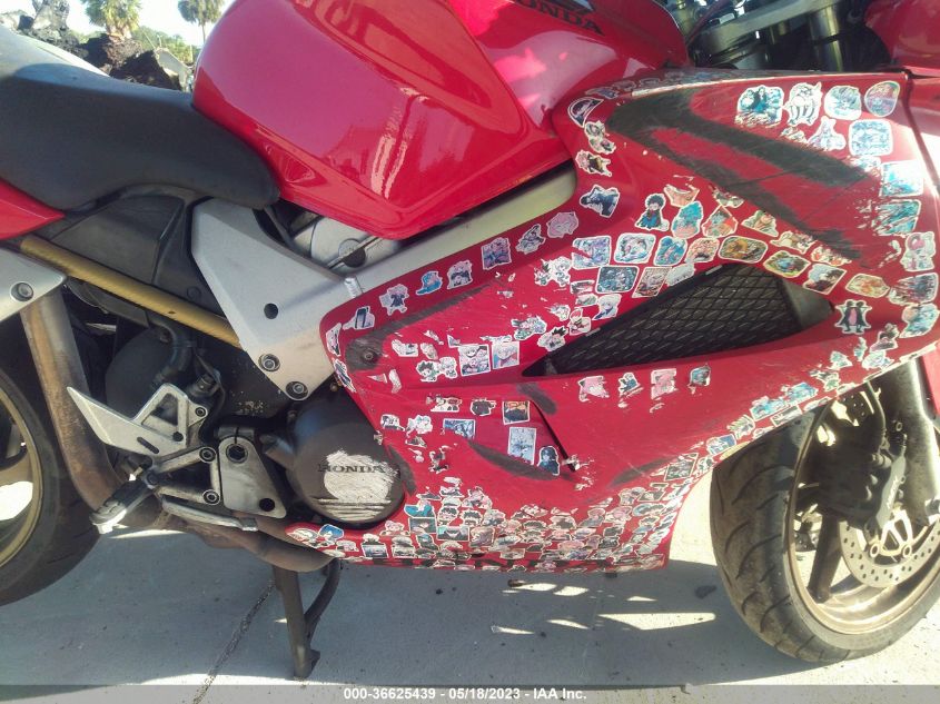 2004 HONDA VFR800 JH2RC46174M600753