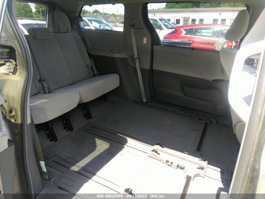 2017 TOYOTA SIENNA LE - 5TDKZ3DC8HS884184