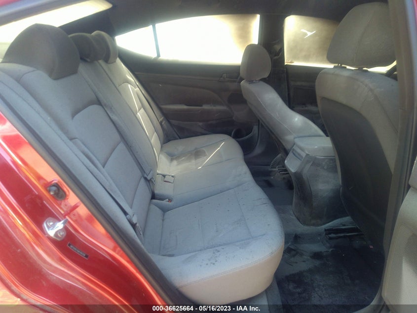VIN 5NPD84LF8JH390206 2018 HYUNDAI ELANTRA SEL
