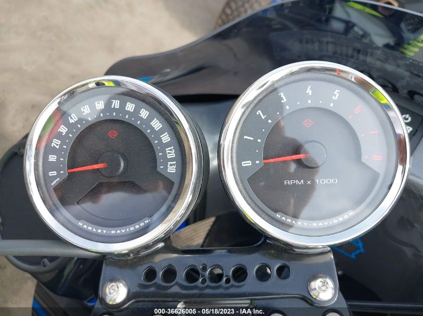 2019 HARLEY-DAVIDSON FLSB - 1HD1YMJ61KB052315