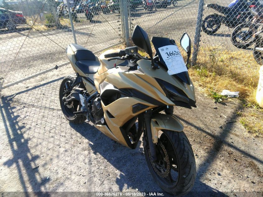 2017 KAWASAKI EX650 F - JKAEXEK15HDA07192