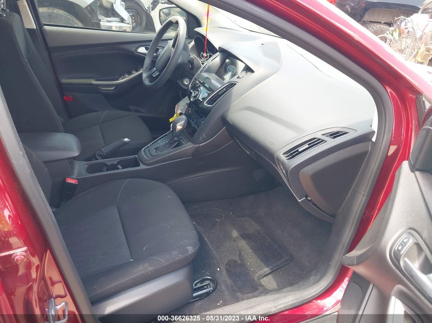 VIN 1FADP3H2XHL244405 2017 FORD FOCUS SEL