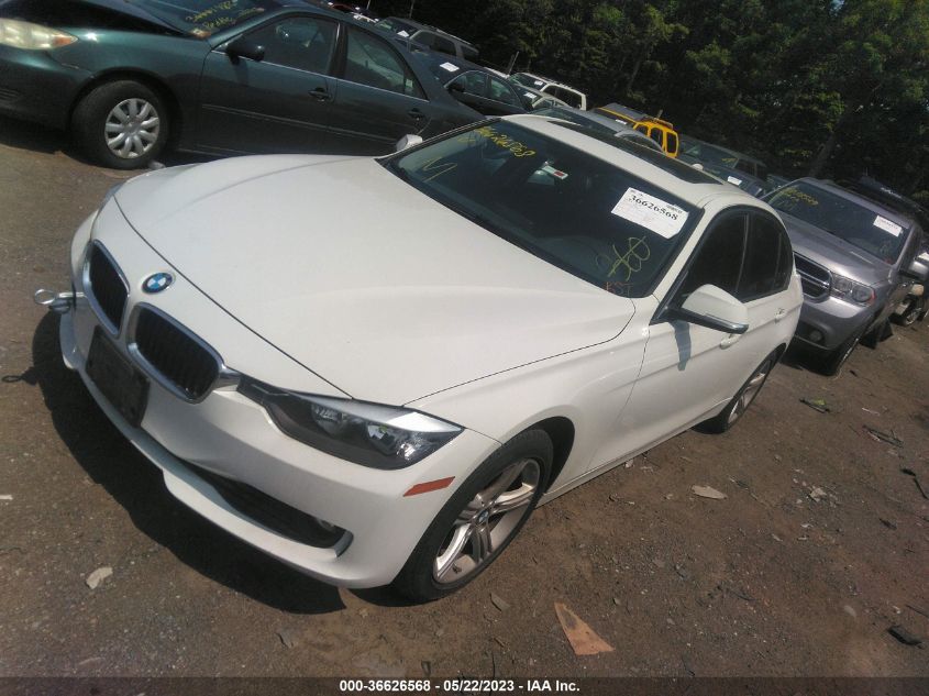 2013 BMW 3 SERIES 328I XDRIVE - WBA3B5G54DNS04800