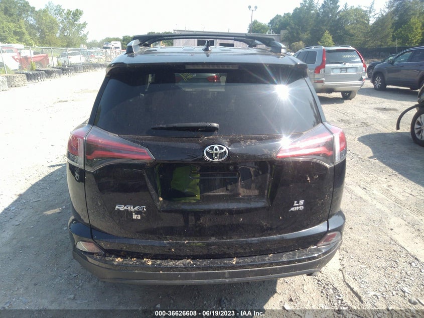 VIN 2T3BFREV7JW787865 2018 TOYOTA RAV4 LE
