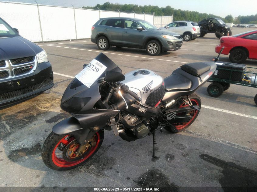 2002 HONDA CBR600 F4 - JH2PC35002M308403