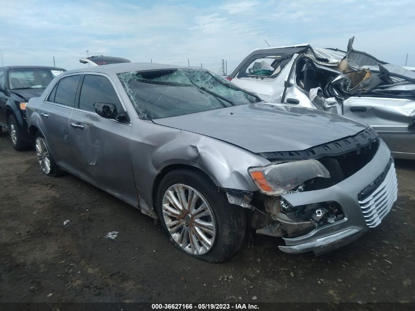 2013 CHRYSLER 300C - 2C3CCAKT8DH573624