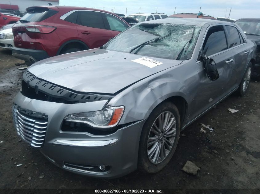 2013 CHRYSLER 300C - 2C3CCAKT8DH573624