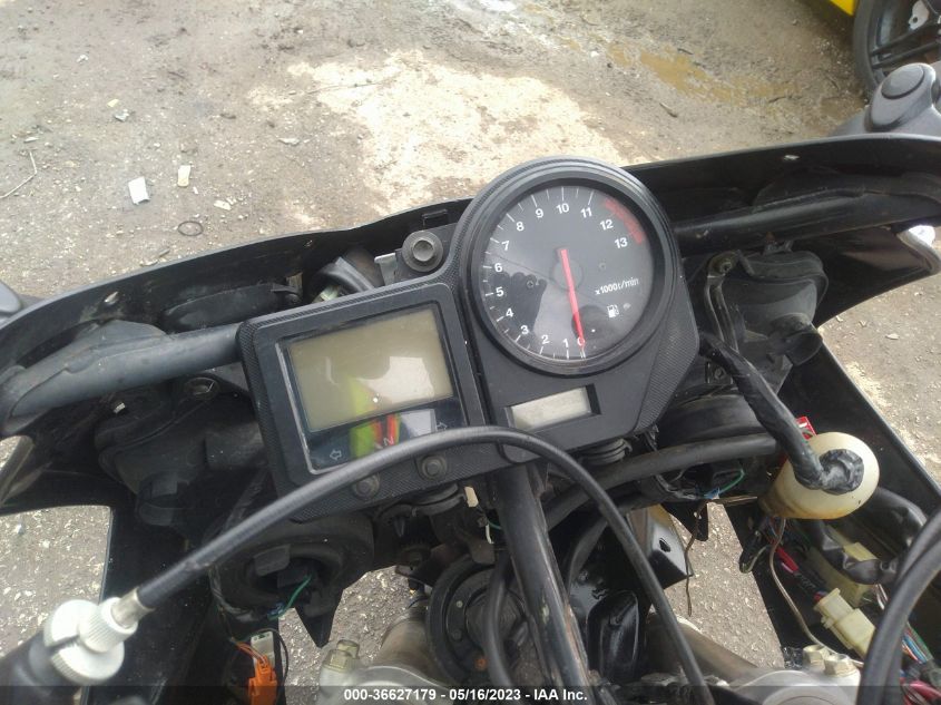 2001 HONDA CBR900 RR - JH2SC44051M102297