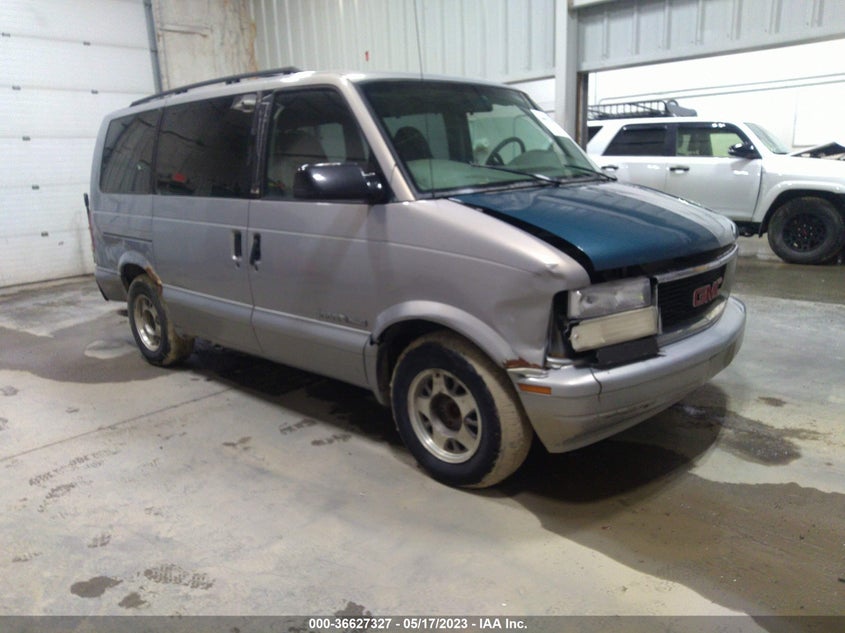 GMC SAFARI PASSENGER 2000. Lot# 36627327. VIN 1GKEL19WXYB502223. Photo 1