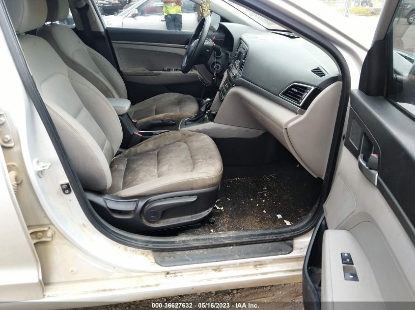 2017 HYUNDAI ELANTRA SE - KMHD74LF4HU128455