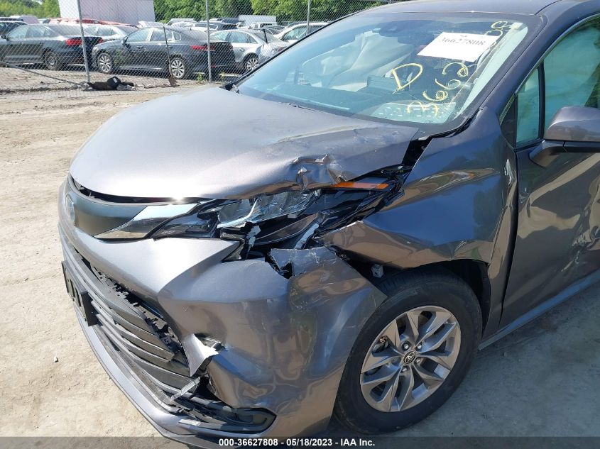 2022 TOYOTA SIENNA LE - 5TDKRKEC6NS092605