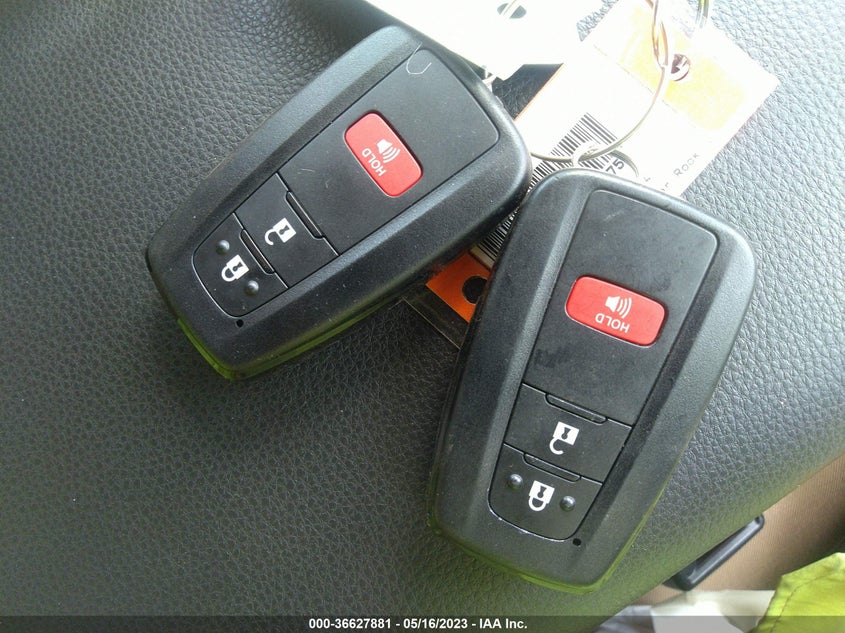 VIN JTMW1RFV1ND088975 2022 TOYOTA RAV4 XLE