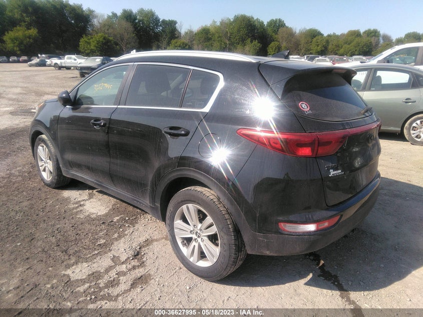 VIN KNDPMCAC2J7447547 2018 KIA SPORTAGE LX