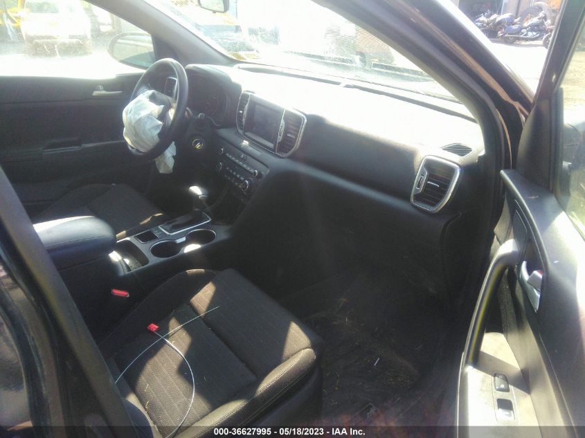 VIN KNDPMCAC2J7447547 2018 KIA SPORTAGE LX