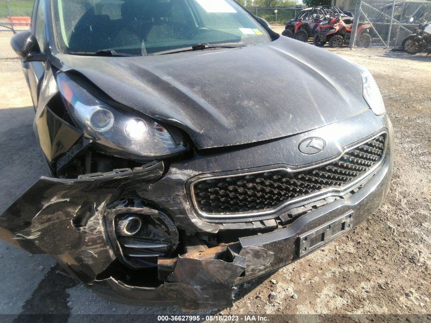 VIN KNDPMCAC2J7447547 2018 KIA SPORTAGE LX