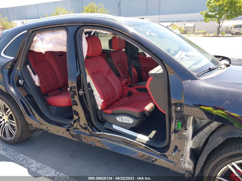 2017 PORSCHE MACAN TURBO - WP1AF2A53HLB60942