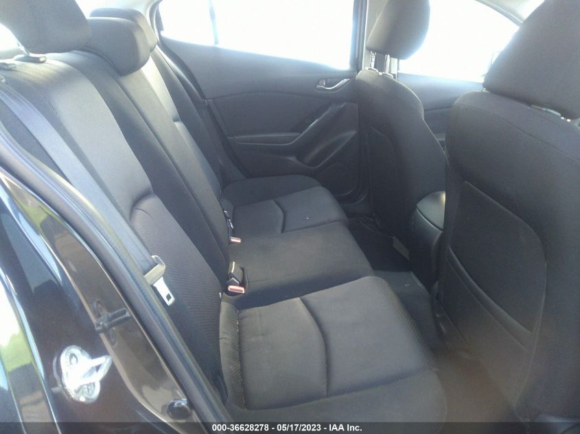 2018 MAZDA MAZDA3 4-DOOR SPORT - 3MZBN1U74JM205064