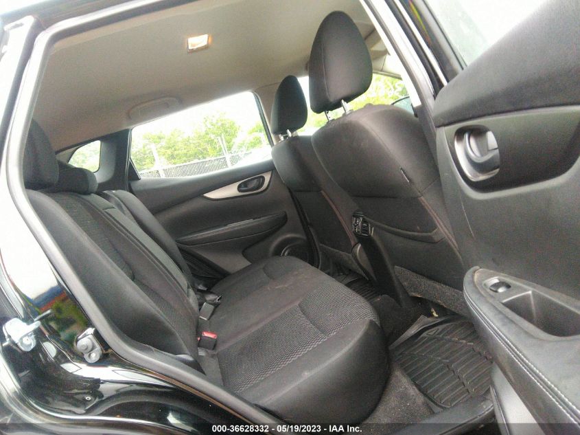 2017 NISSAN ROGUE SPORT S - JN1BJ1CR2HW121372