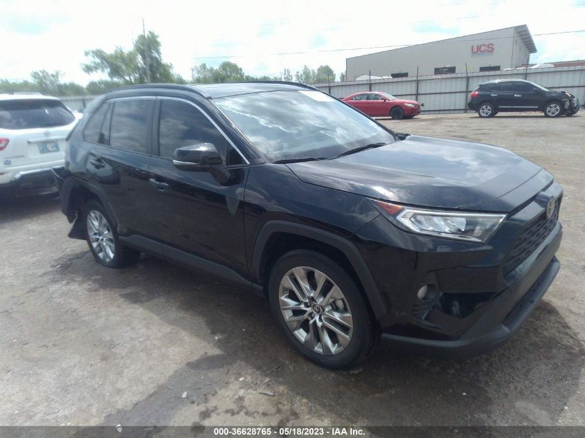 2019 TOYOTA RAV4 XLE PREMIUM - JTMC1RFV3KD021549