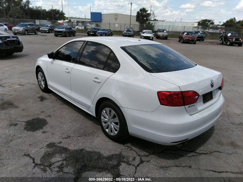 2014 VOLKSWAGEN JETTA SEDAN S - 3VW2K7AJ3EM410456