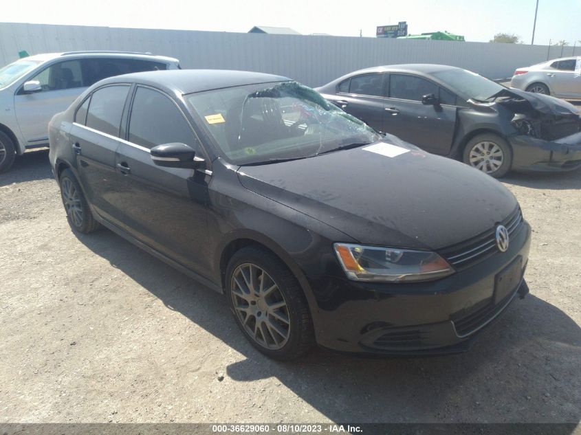 2014 VOLKSWAGEN JETTA SEDAN SE W/CONNECTIVITY - 3VWD07AJ0EM381853