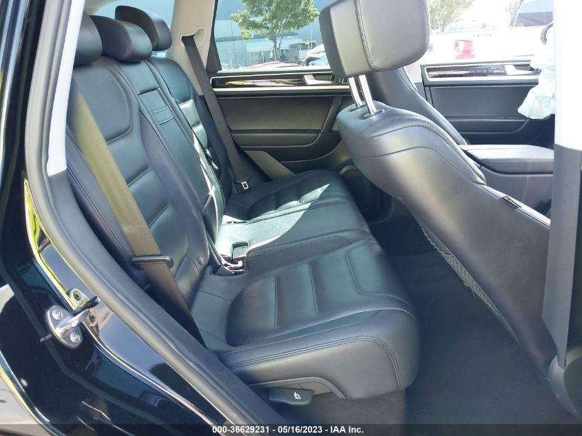 2013 VOLKSWAGEN TOUAREG EXEC WVGEP9BP8DD003819