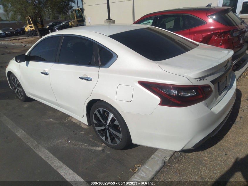 VIN 1N4AL3AP9JC120698 2018 NISSAN ALTIMA 2.5 SR