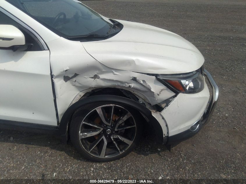 2017 NISSAN ROGUE SPORT SL - JN1BJ1CR4HW105870