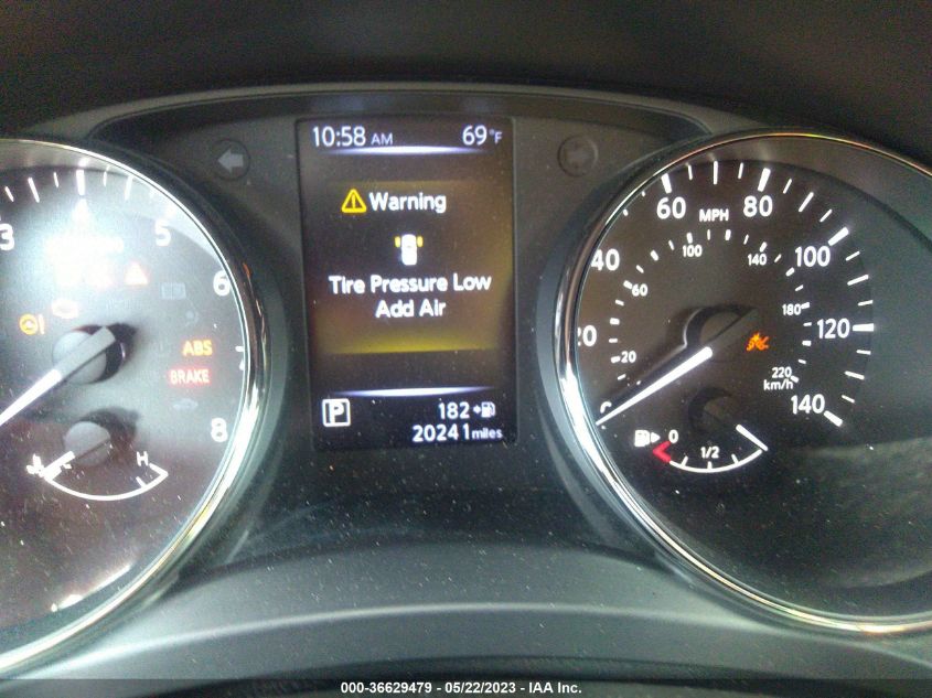 2017 NISSAN ROGUE SPORT SL - JN1BJ1CR4HW105870