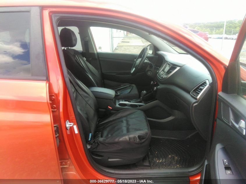 2017 HYUNDAI TUCSON SE - KM8J33A4XHU378969