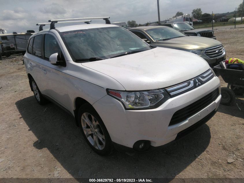2014 MITSUBISHI OUTLANDER SE - JA4AD3A30EZ012469