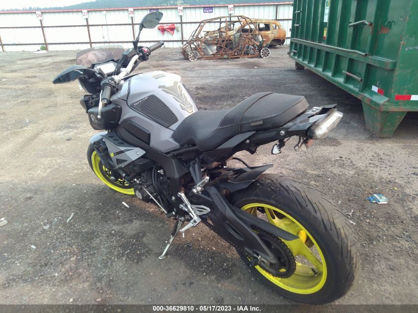 2017 YAMAHA FZ10 - JYARN48E2HA000535