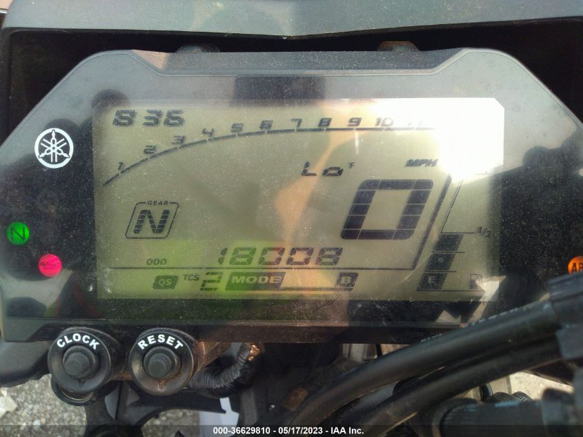 2017 YAMAHA FZ10 - JYARN48E2HA000535
