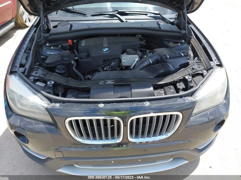 2014 BMW X1 XDRIVE28I - WBAVL1C53EVY11390