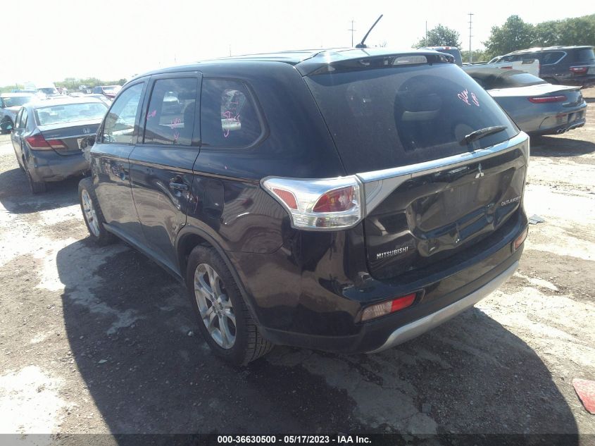 2015 MITSUBISHI OUTLANDER SE - JA4AD3A35FZ009889